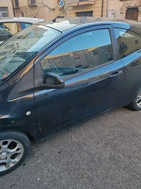 Usata Ford Ka Titanium 75 CV (55 kW) 2011 Nero Utilitaria