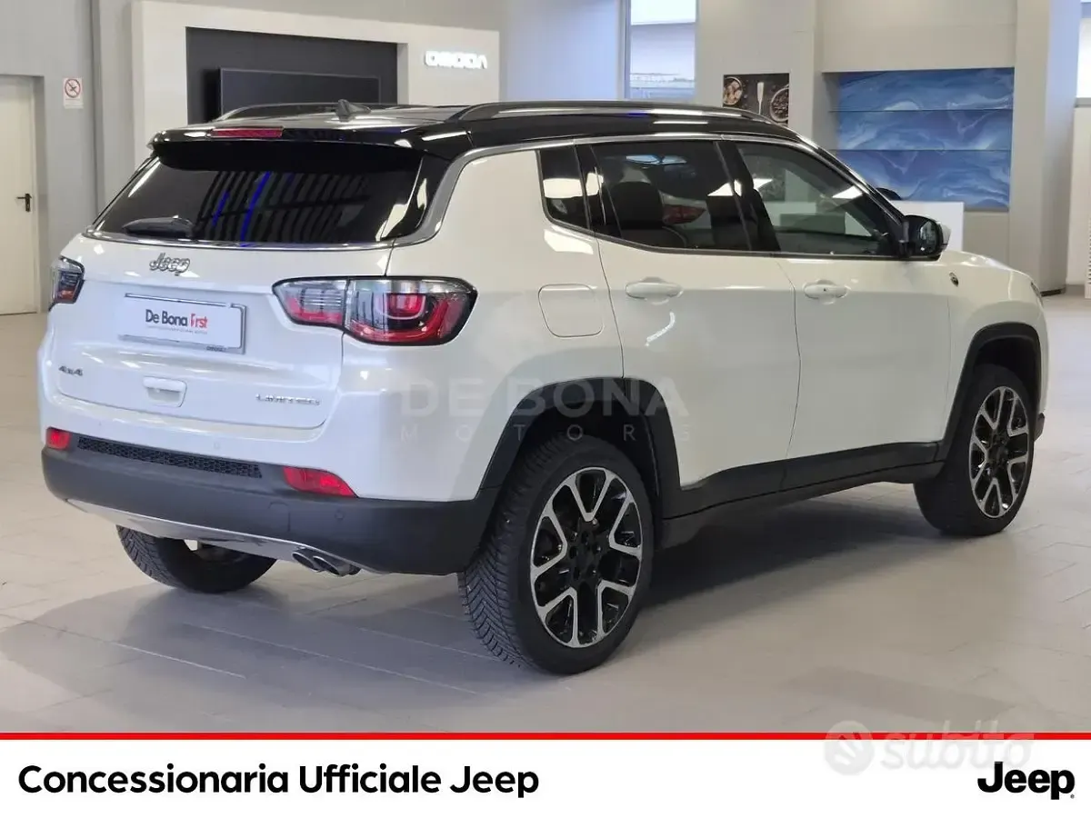 Usata Jeep Compass Opening Edition 140 CV (102 kW) 2017 Bianco SUV