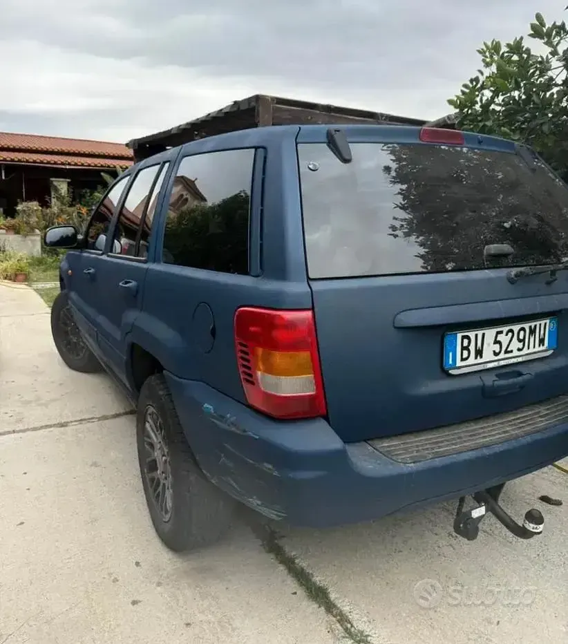 Usata Jeep Grand Cherokee 163 CV (119 kW) 2002 Bluazzurro SUV