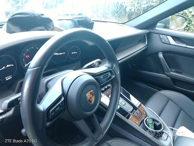 Usata Porsche 992 385 CV (283 kW) 2022 Cabrio