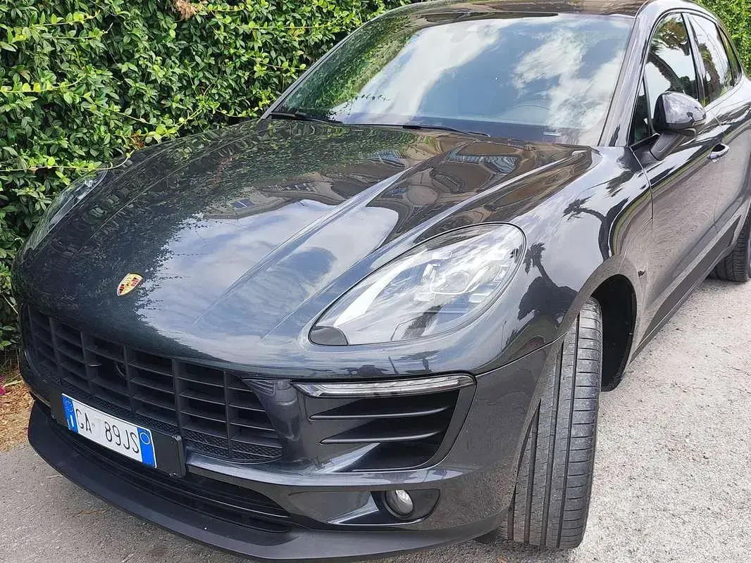 Usata Porsche Macan 250 CV (183 kW) 2017 Grigio SUV