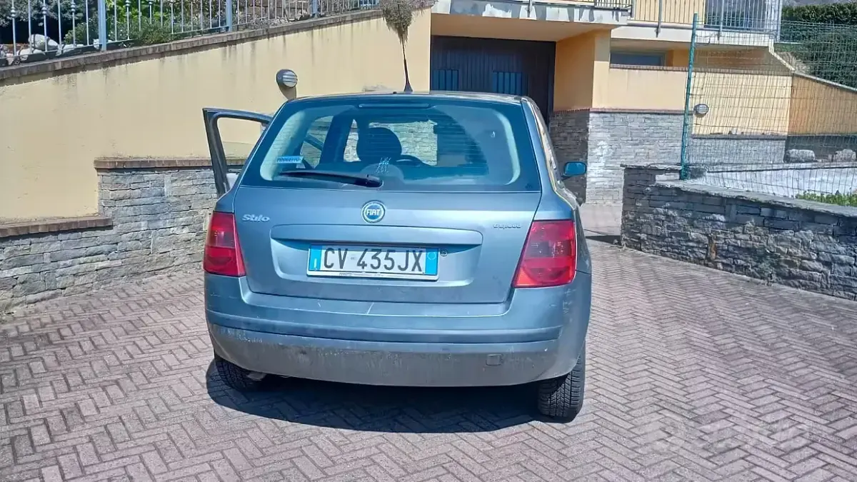 Usata Fiat Stilo 95 CV (69 kW) 2005 Berlina