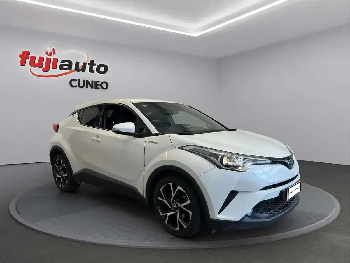 Usata Toyota C-HR Trend 122 CV (89 kW) 2018 No scheda usato SUV