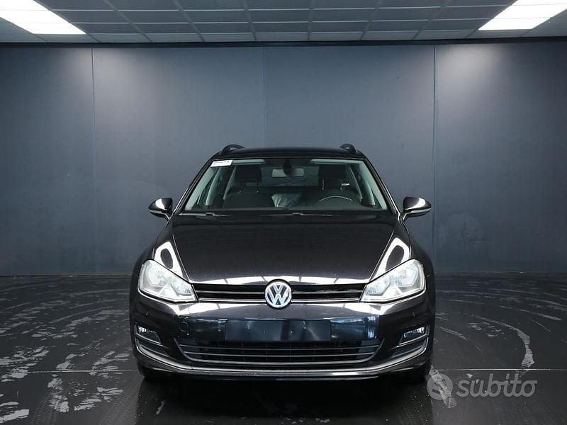 Usata VW Golf VII Comfortline 110 CV (80 kW) 2016 Nero Station wagon