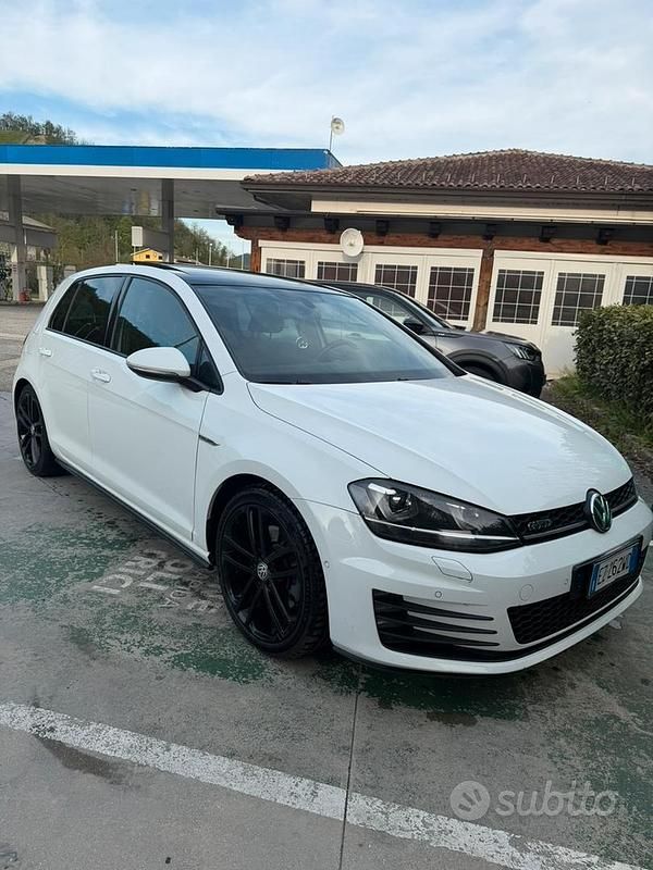 Usata VW Golf VII GTD 184 CV (135 kW) 2015 Bianco Utilitaria