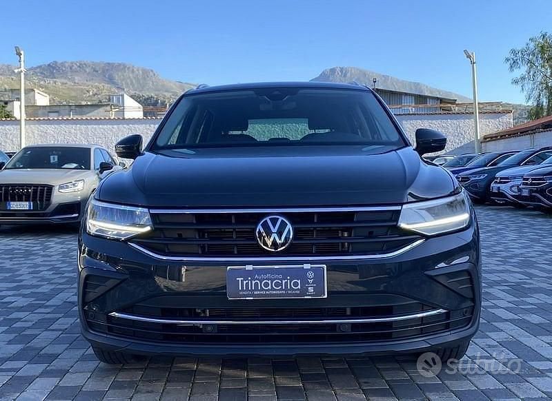Usata VW Tiguan Life 150 CV (110 kW) 2022 Grigio SUV