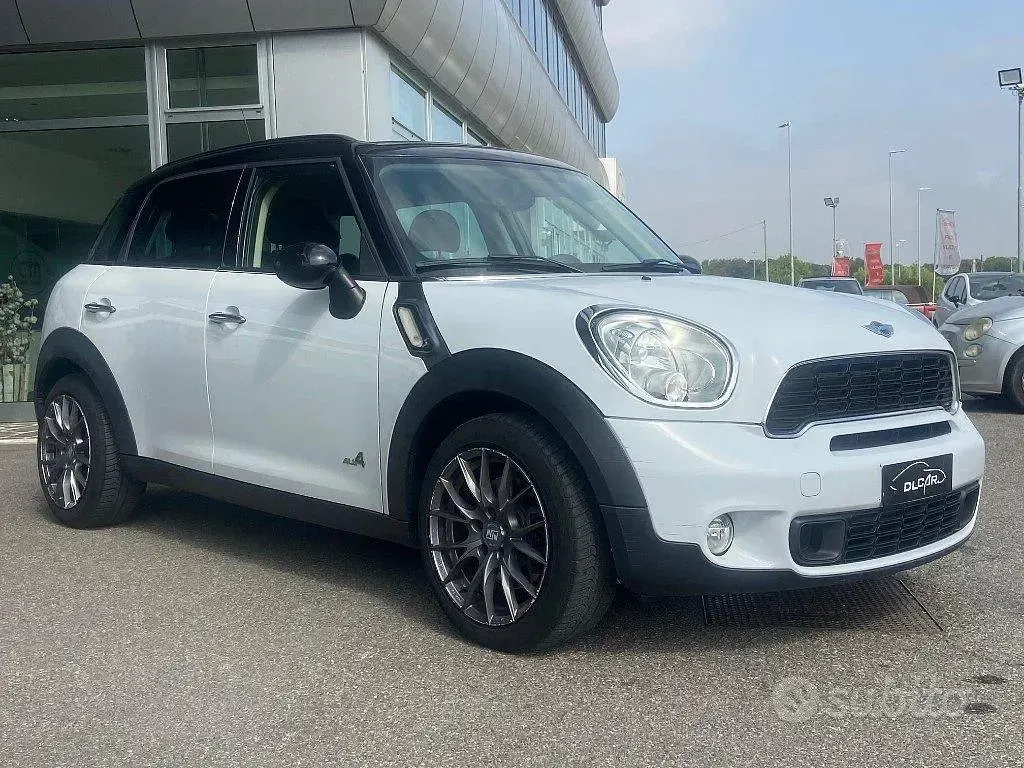 Usata Mini Cooper S Countryman 184 CV (135 kW) 2011 Bianco SUV