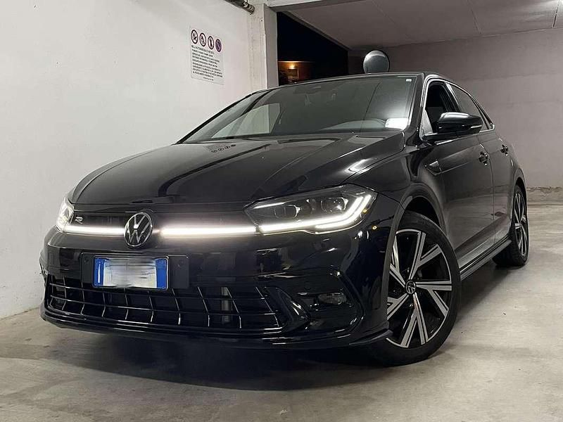Usata VW Polo R-line 110 CV (80 kW) 2023 Nero Berlina