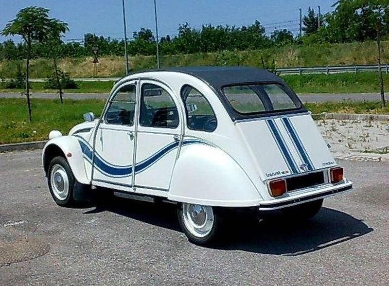 Usata Citroën 2CV 29 CV (21 kW) 1983 Berlina