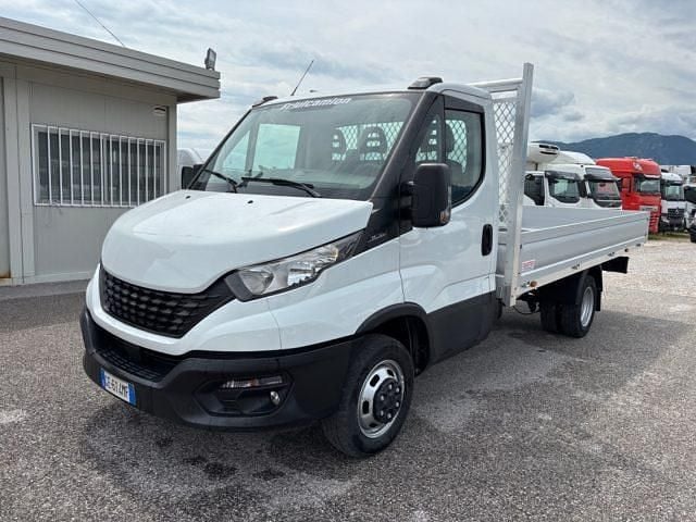 Usata Iveco Daily 2021 Bianco
