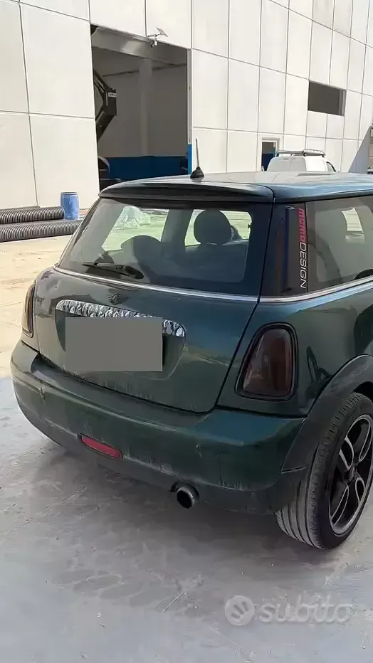 Usata Mini Cooper D 109 CV (80 kW) 2007 Verde Utilitaria