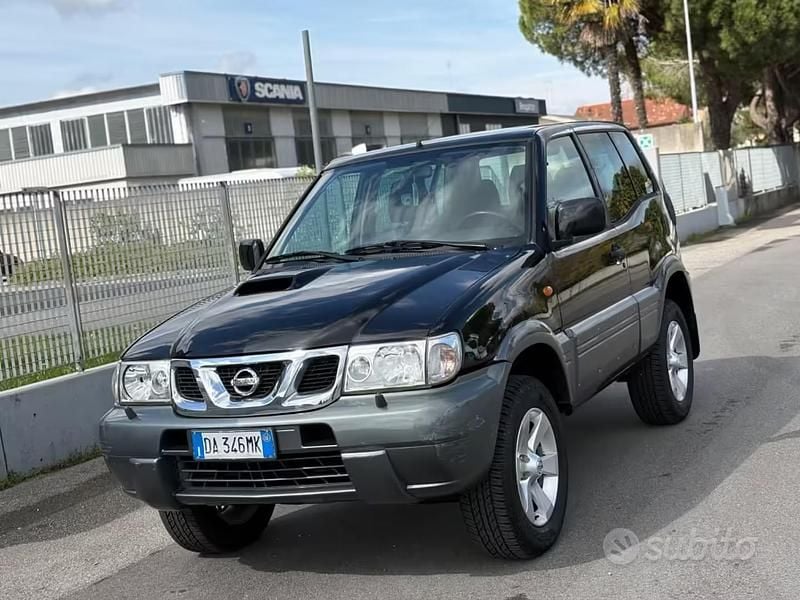 Usata Nissan Terrano 154 CV (113 kW) 2006 Nero SUV