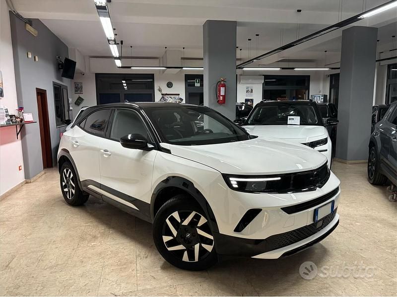 Usata Opel Mokka 130 CV (95 kW) 2025 Bianco SUV