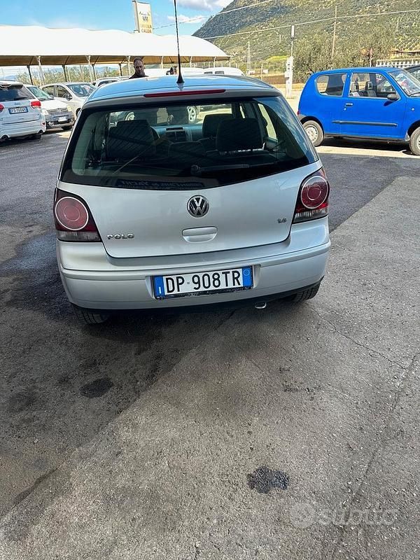 Usata VW Polo Comfortline 80 CV (58 kW) 2008 Grigio Utilitaria
