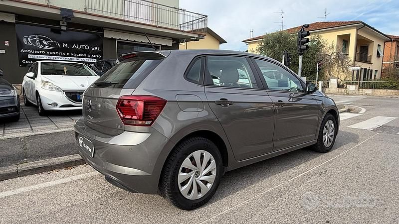 Usata VW Polo Highline 90 CV (66 kW) 2021 Grigio Berlina