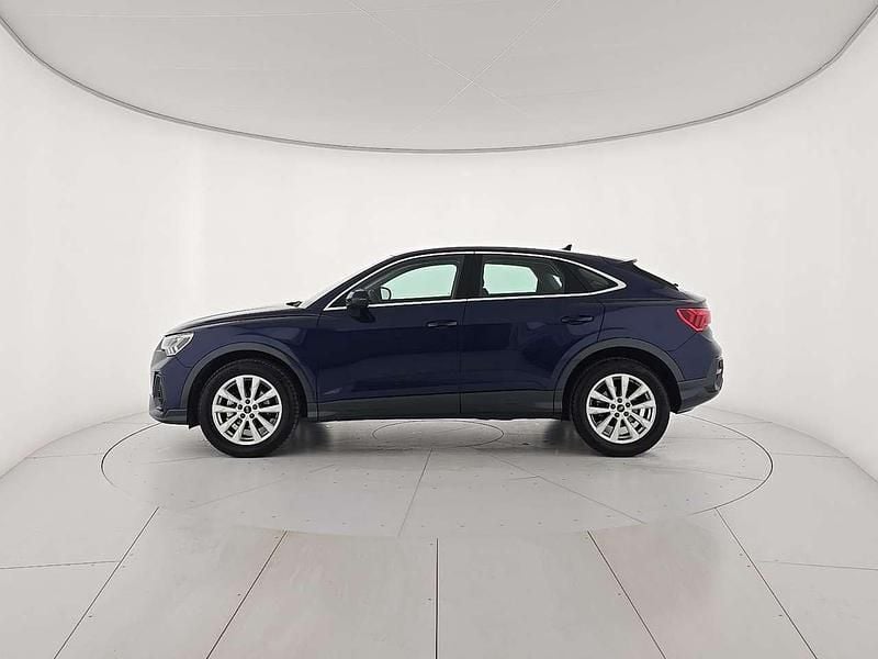 Usata Audi Q3 150 CV (110 kW) 2024 Blu/azzurro SUV