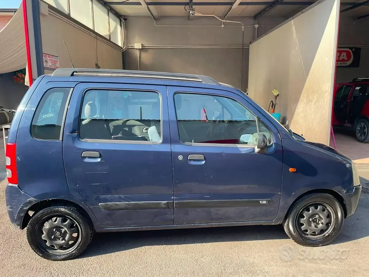 Usata Suzuki Swift 76 CV (55 kW) 2003 Bluazzurro Station wagon