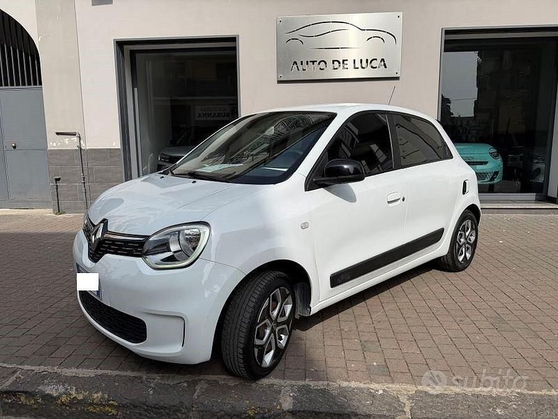 Usado Renault Twingo Intens 69 HP (50 kW) 2022 Branco Citadino