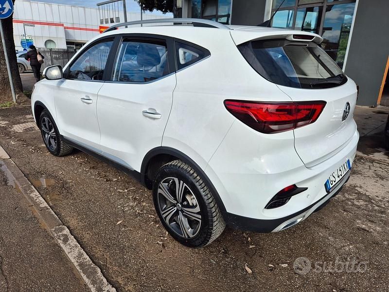 Usata MG ZS Comfort 106 CV (77 kW) 2024 Bianco SUV