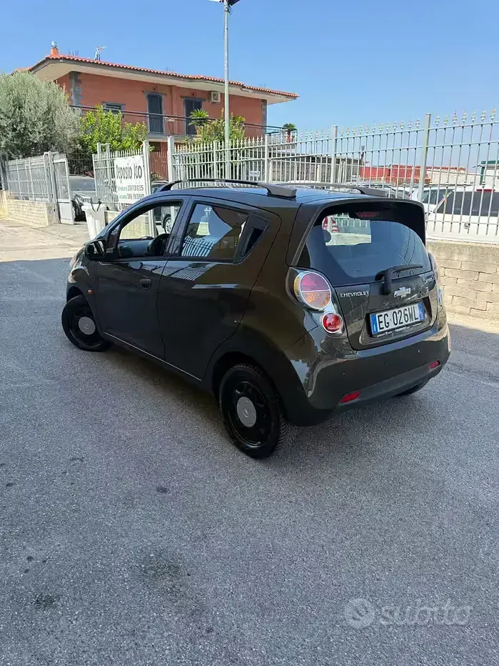 Usata Chevrolet Spark LS 65 CV (47 kW) 2011 Marrone Utilitaria