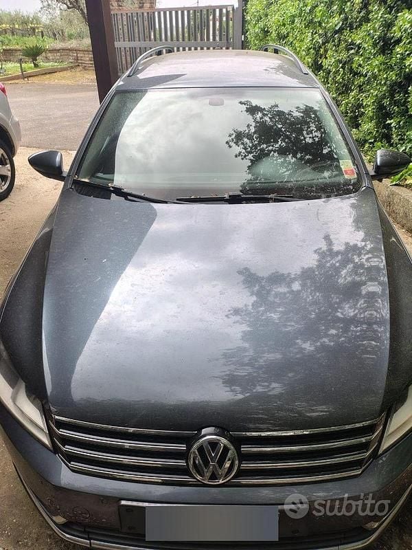 Usata VW Passat 140 CV (102 kW) 2014 Grigio Station wagon