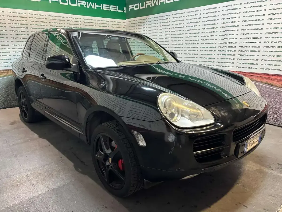 Usata Porsche Cayenne 250 CV (183 kW) 2004 Nero SUV