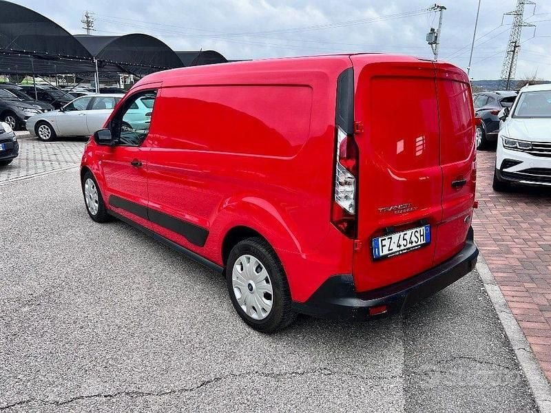 Usata Ford Transit Connect Trend 101 CV (74 kW) 2019 Rosso Monovolume