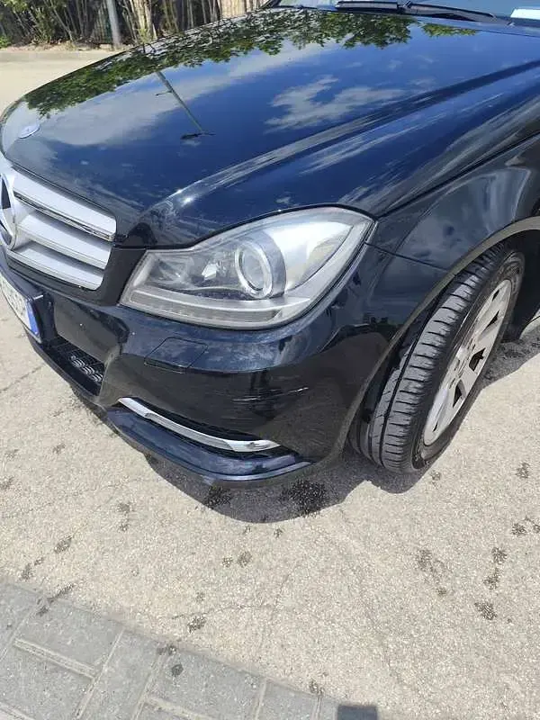 Usata Mercedes C220 Avantgarde 143 CV (105 kW) 2012 Nero Berlina