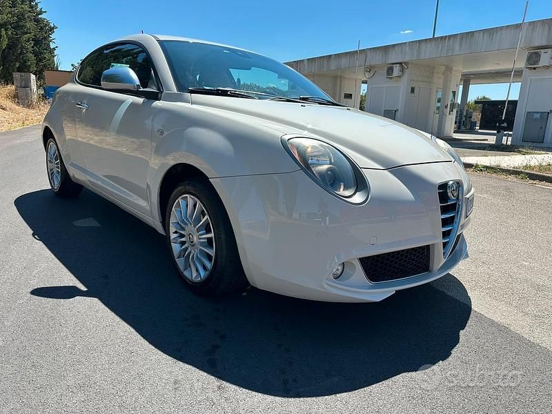 Usata Alfa Romeo MiTo 70 CV (51 kW) 2014 Bianco Utilitaria