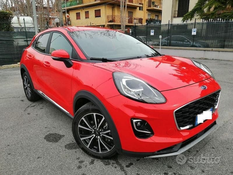 Usata Ford Puma Titanium 125 CV (91 kW) 2021 Rosso Berlina