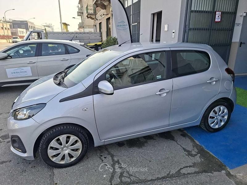 Usata Peugeot 108 Allure 72 CV (52 kW) 2020 Argento Utilitaria