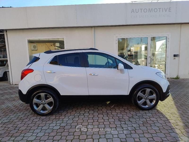 Usata Opel Mokka 132 CV (97 kW) 2014 Bianco SUV