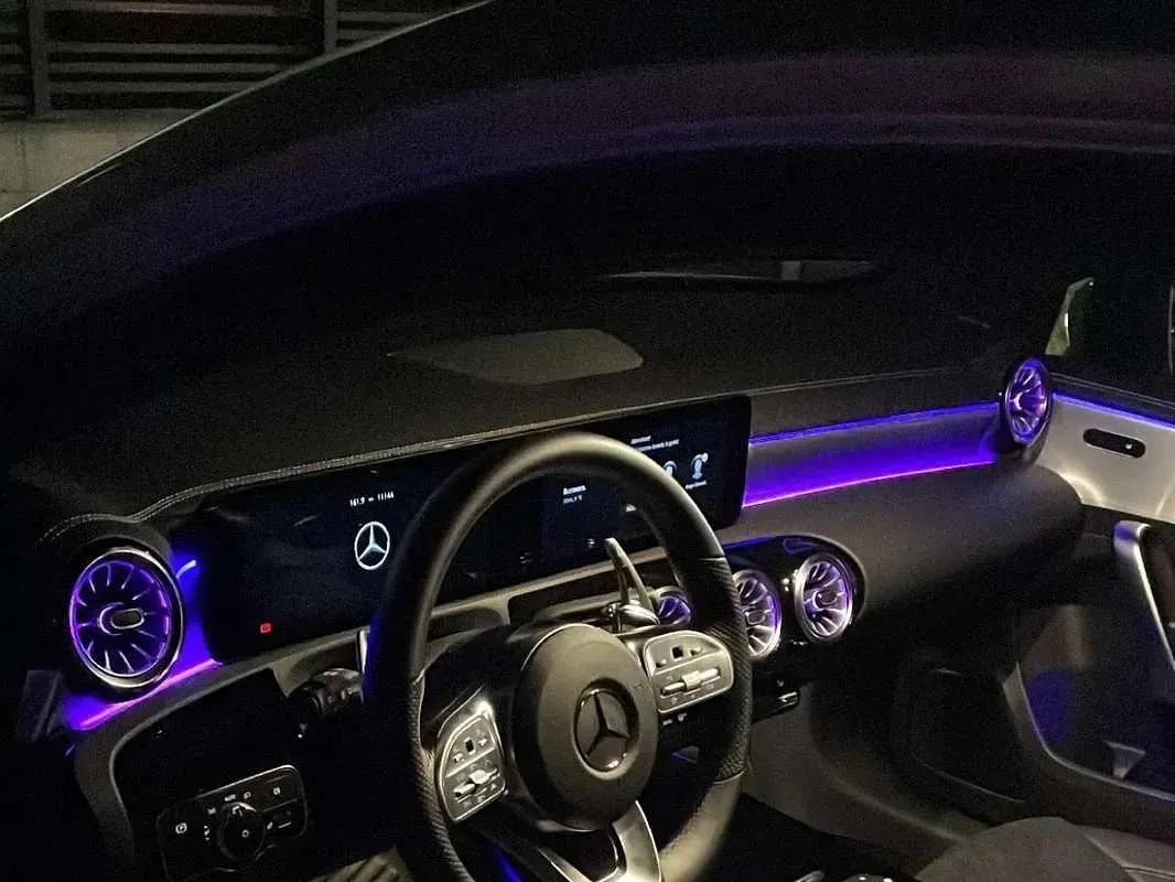 Usata Mercedes A200 Premium 150 CV (110 kW) 2021 Grigio Berlina