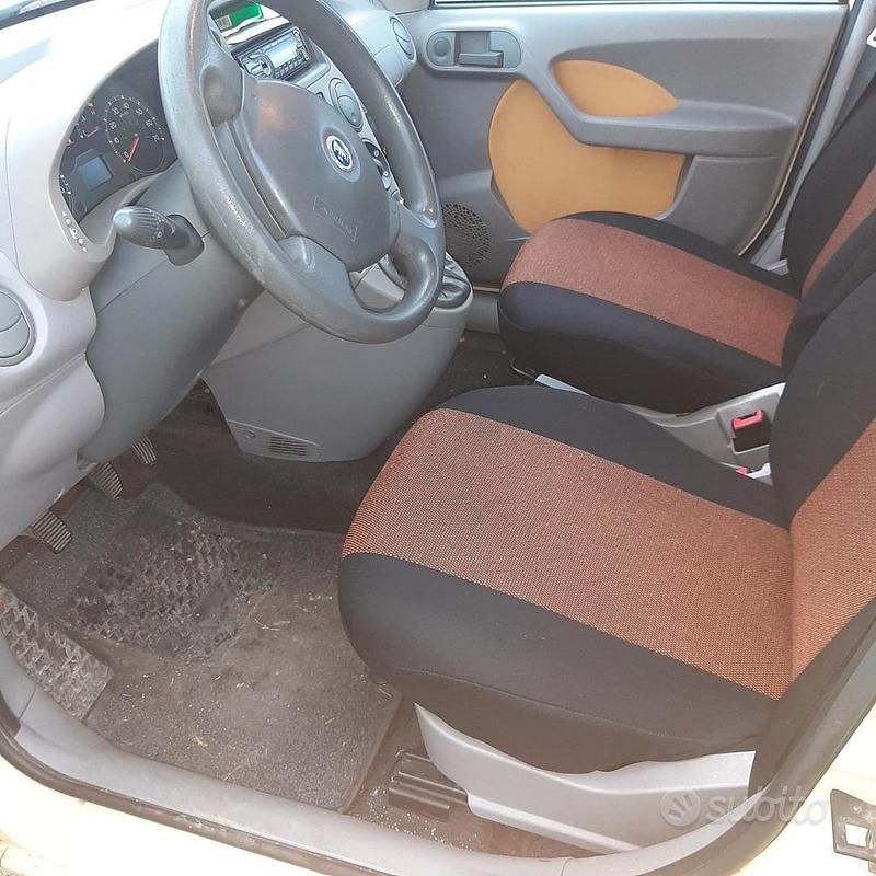 Usata Fiat Panda 60 CV (44 kW) 2005 Giallo Utilitaria