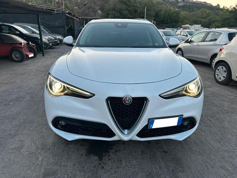 Usata Alfa Romeo Stelvio 160 CV (117 kW) 2021 Bianco SUV