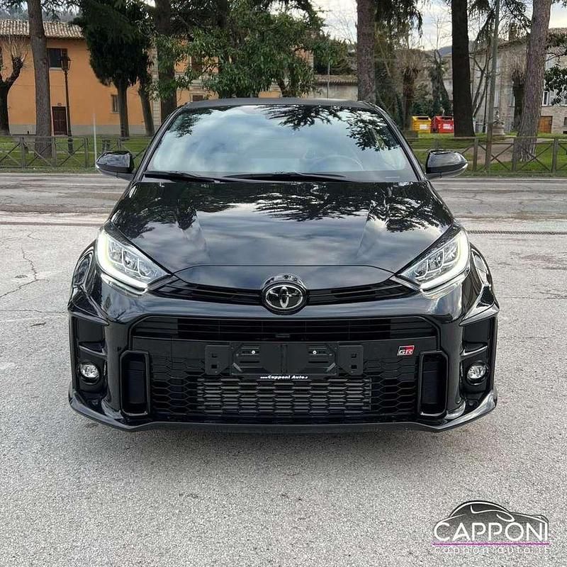 Usata Toyota Yaris 261 CV (191 kW) 2022 Nero Utilitaria