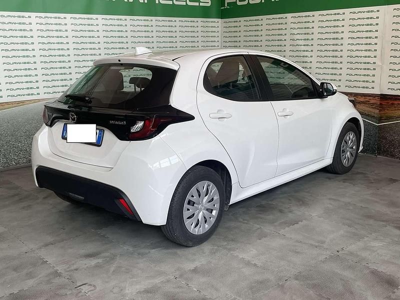 Usata Mazda 2 92 CV (67 kW) 2023 Bianco Utilitaria