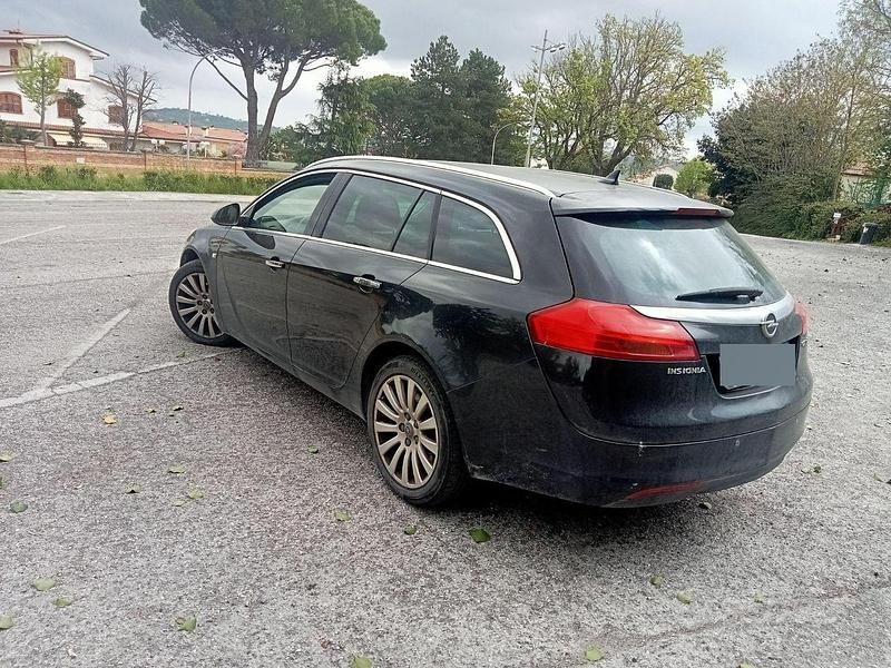 Usata Opel Insignia 2010 Nero Station wagon