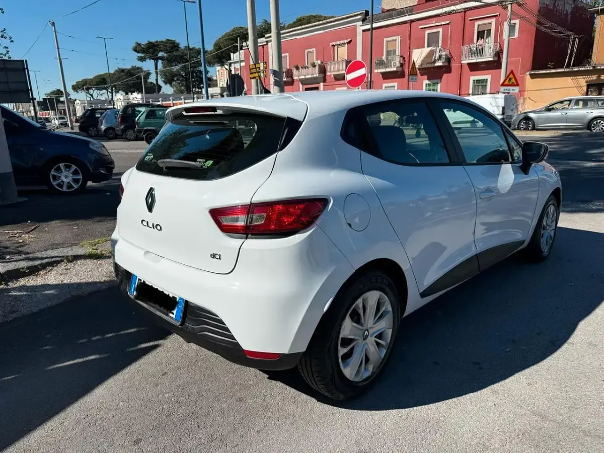 Usata Renault Clio IV 74 CV (54 kW) 2016 Bianco Berlina