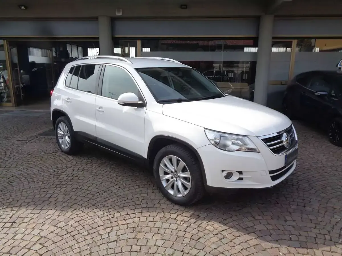 Usata VW Tiguan Sport 140 CV (102 kW) 2011 Bianco SUV