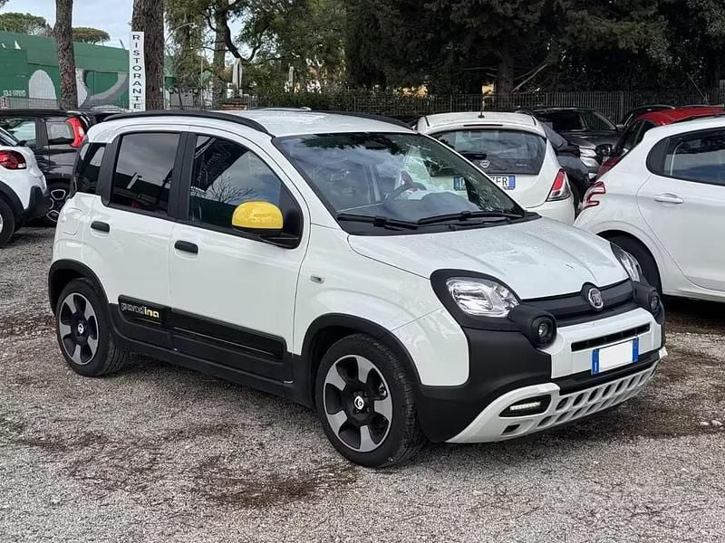Usata Fiat Panda Cross Cross 70 CV (51 kW) 2025 Bianco Utilitaria