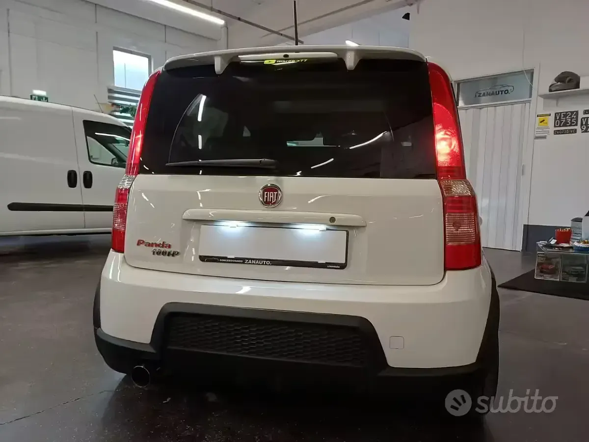 Usata Fiat Panda 101 CV (74 kW) 2008 Bianco Utilitaria