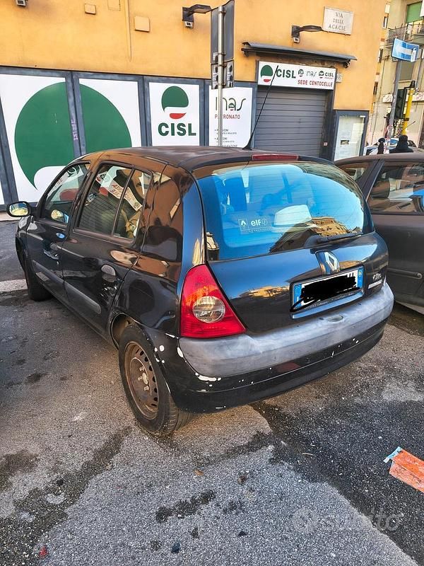 Usata Renault Clio II 75 CV (55 kW) 2006 Nero Berlina