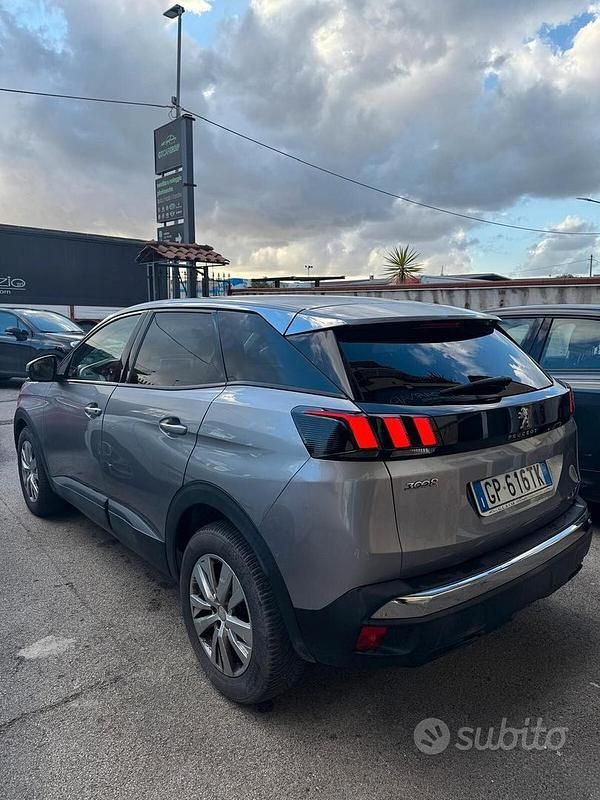 Usata Peugeot 3008 Allure 131 CV (96 kW) 2021 Grigio SUV