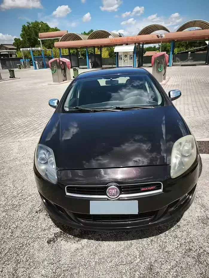 Usata Fiat Bravo 120 CV (88 kW) 2011 Nero Utilitaria