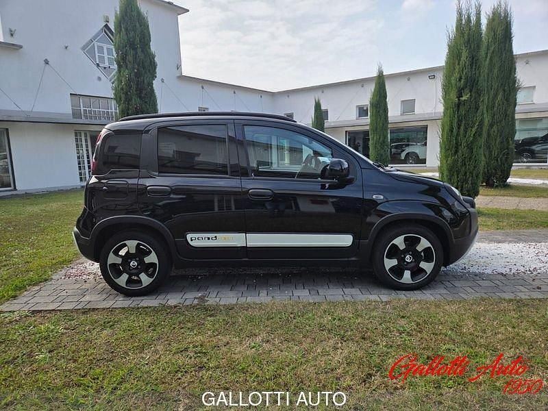 Nuova Fiat Panda Cross Cross 69 CV (50 kW) 2025 Nero Utilitaria