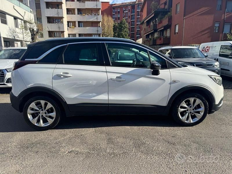 Usata Opel Crossland X Ultimate 99 CV (72 kW) 2017 Bianco SUV