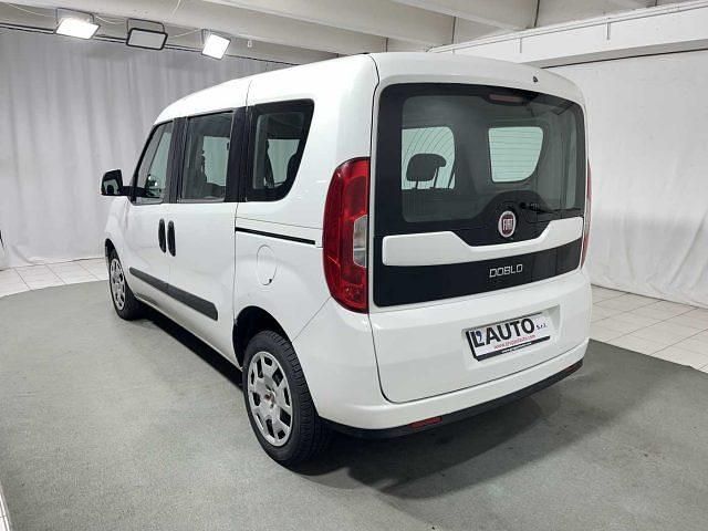 Usata Fiat Doblò Easy 95 CV (69 kW) 2015 Bianco Monovolume
