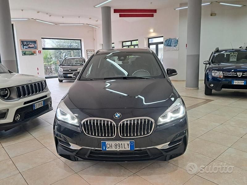 Usata BMW 218 Luxury Line 150 CV (110 kW) 2021 Nero Station wagon