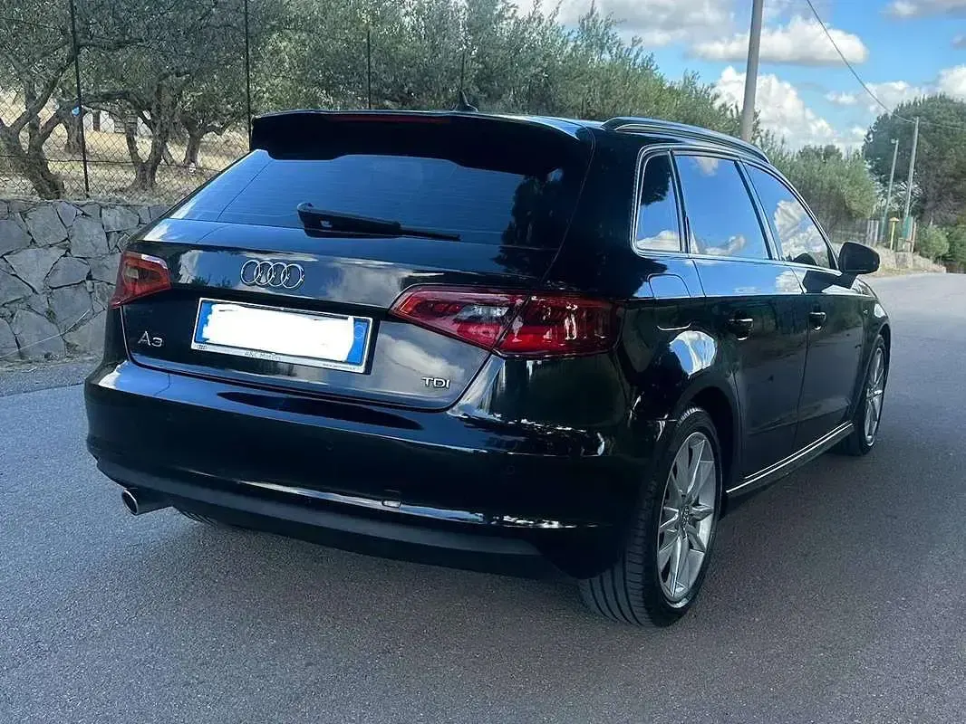 Usata Audi A3 Ambiente 110 CV (80 kW) 2015 Nero Berlina